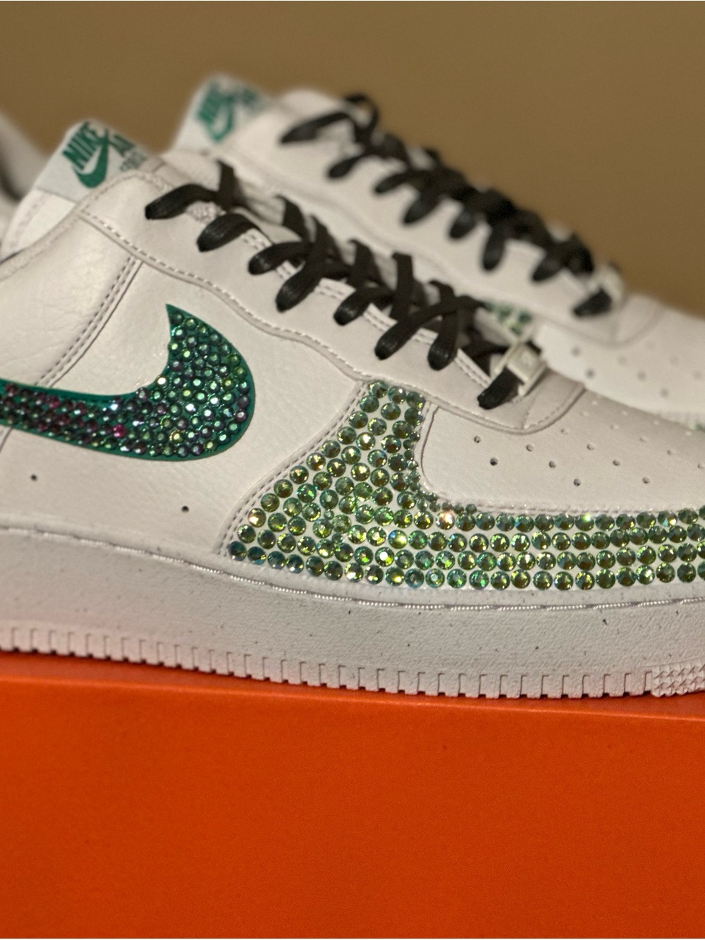 Nike White Sneakers with Green Crystal Swoosh Men’s 10.5/Womens 12